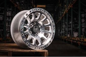 ICON - ARO HULSE SILVER MACHINED 17x8.5 6x139.7 ET0
