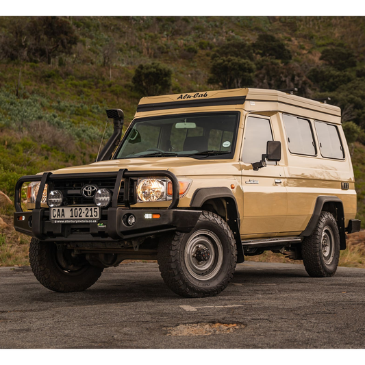 ALUCAB CARPA DE TECHO CON KIT DE CONVERSIÓN PARA LAND CRUISER 78 BEIGE